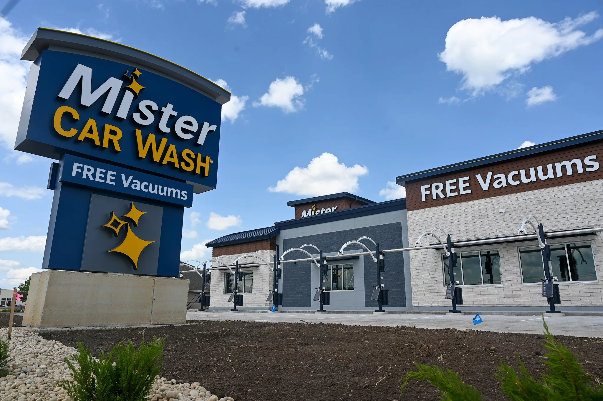 Why are multiple car washes coming to the Loves Park area? Here's what