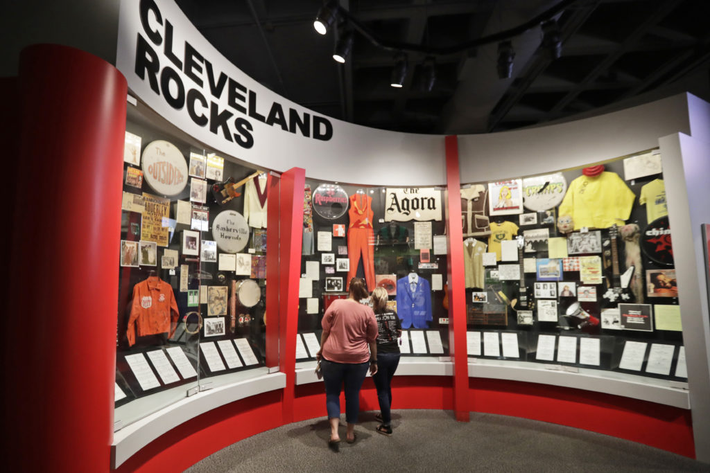 2022 Rock & Roll Hall of Fame Inductees Announced - Vimarsana News