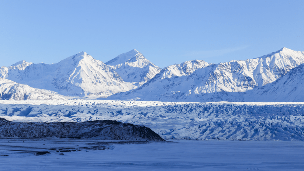 Helicopter crashes in Alaska glacier killing 5, seriously injuring 1 ...