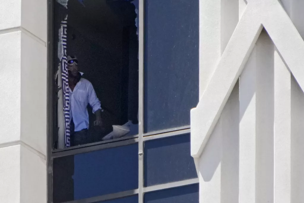Hostage Freed Following Hours-Long Las Vegas Hotel Standoff - Vimarsana News