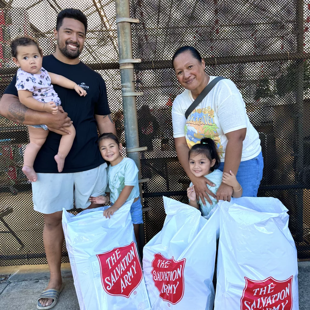 Salvation Army Hawaiʻi Island Corps Kicks Off Angel Tree Campaign