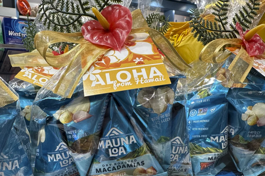 Lawmakers Looking to Protect Local Macadamia Nut Growers - Vimarsana News