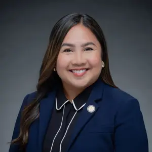 rachele-lamosao-governor-green-office-photo