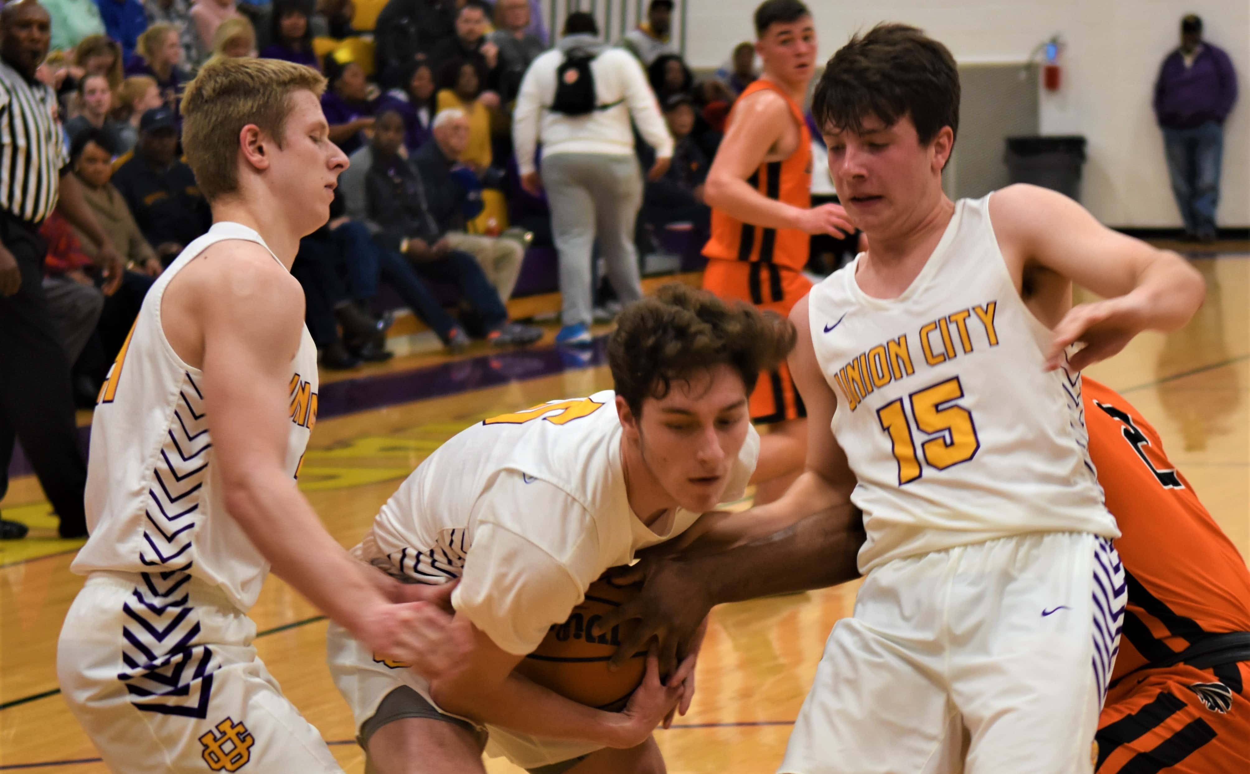 uc-dyer-boys