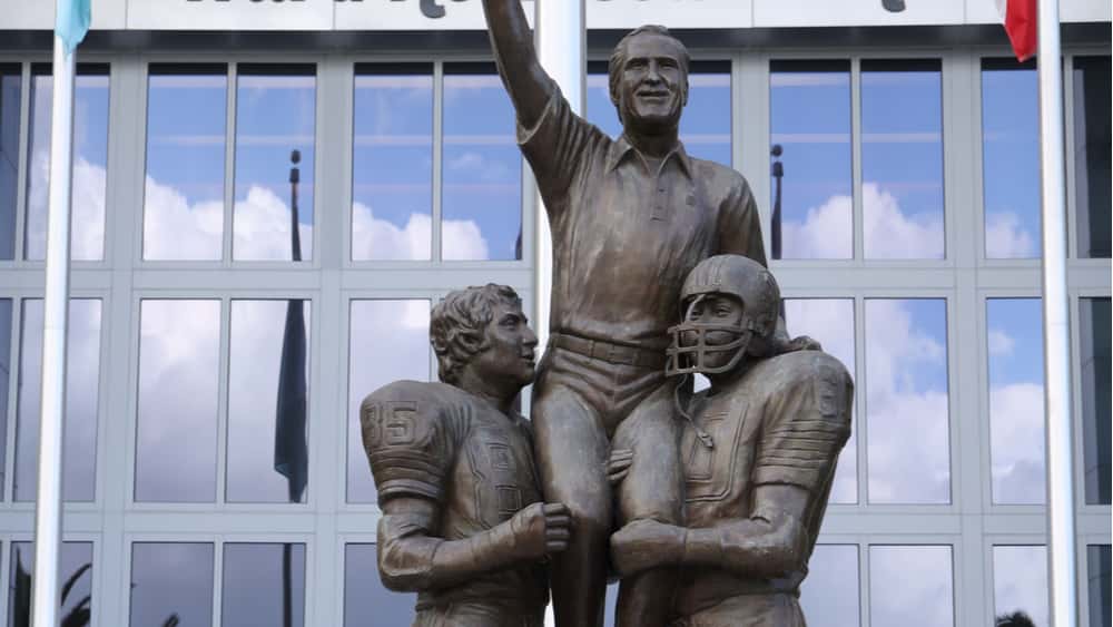 Legendary Dolphins Hall Of Fame Coach Don Shula Dies At 90 | radio NWTN