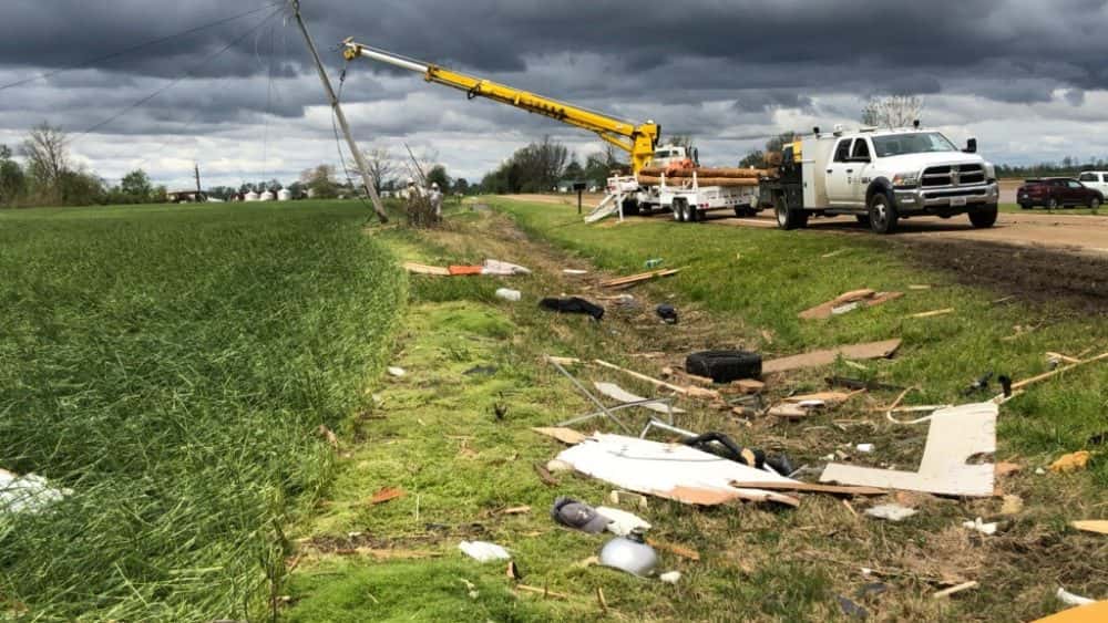 05-05-2020stormrecoveryridgely