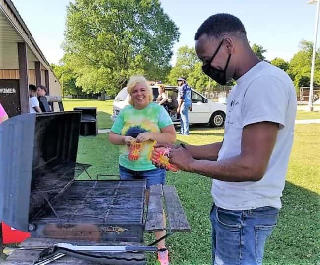 take-stand-bbq-james-benau-jennifer-lee