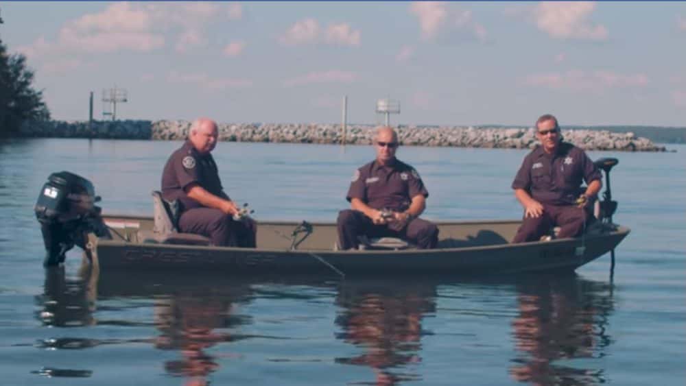 so-fishing-for-fugitives