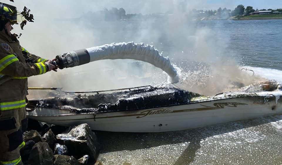 hardin-boat-fire