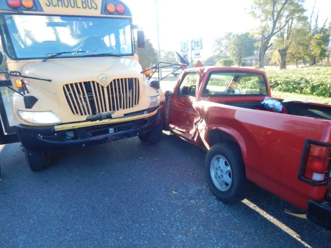 calloway-sch-bus-wreck