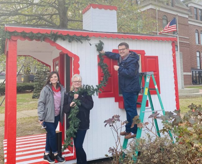 santa-house