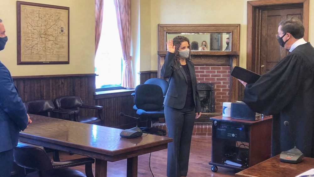 kaylee-houston-swearing-in