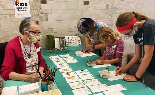 marti-doss-wtih-children-painting
