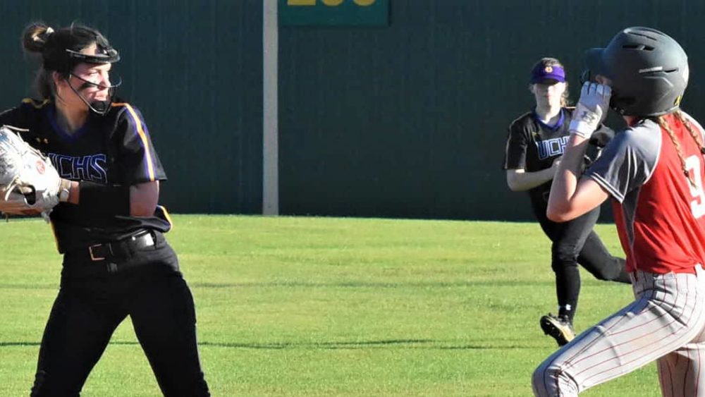 uchs-softball-mar-26-4