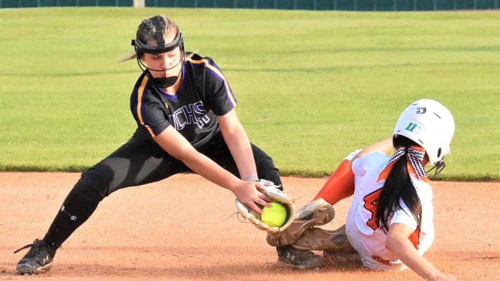 uchs-softball-1-april-15-2021