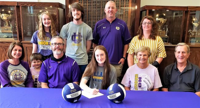 abby-suiter-signs-volleyball-scholarsip-2