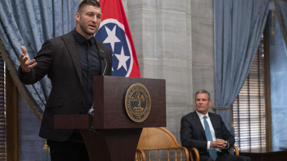 tim-tebow-and-bill-lee-by-justin-lane