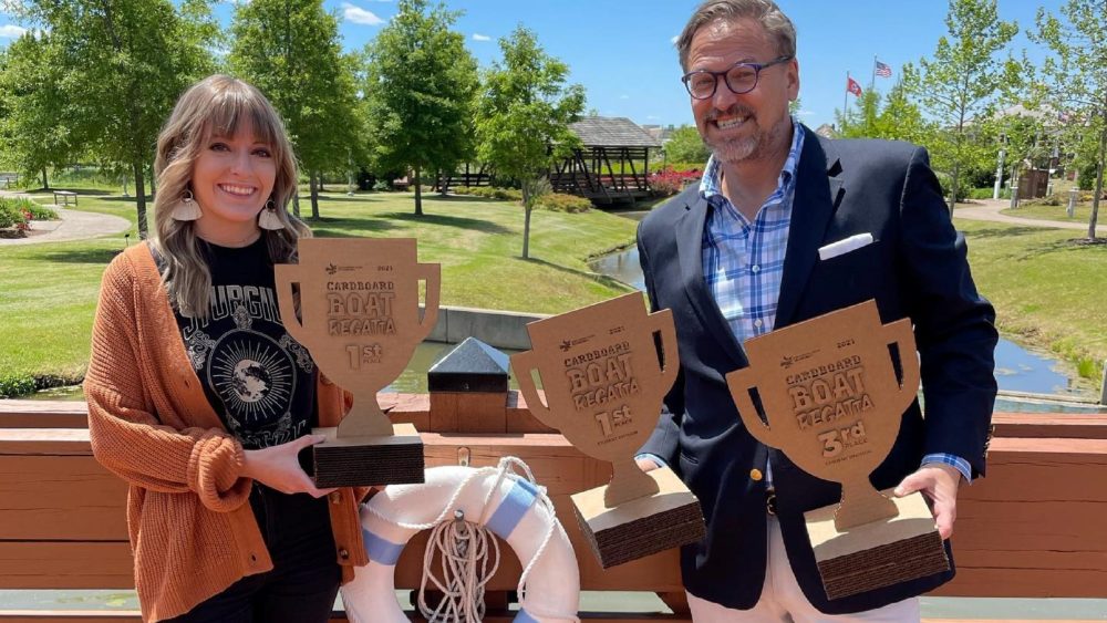 discov-scott-w-trophies