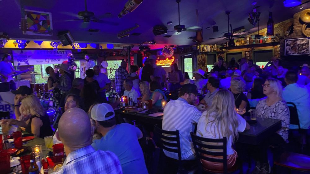 pbr-blues-landing-full-house