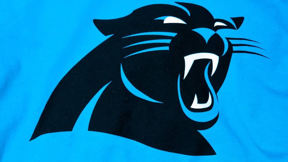 Carolina Panthers sign left tackle Taylor Moton to extension