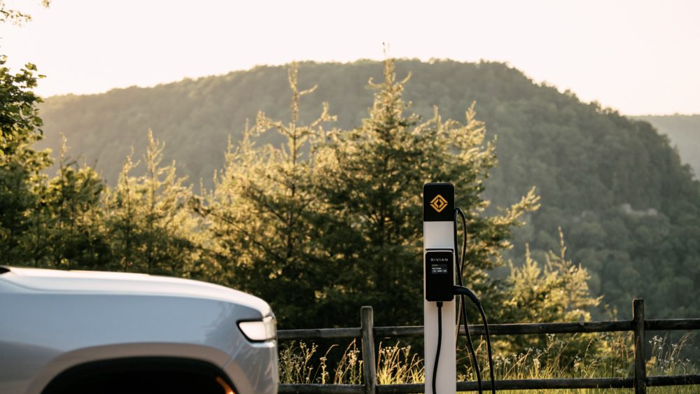 state-parks-ev-cars-photo-credit_rivian-eric-ryan-anderson