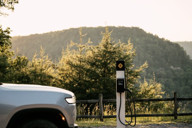 state-parks-ev-cars-photo-credit_rivian-eric-ryan-anderson