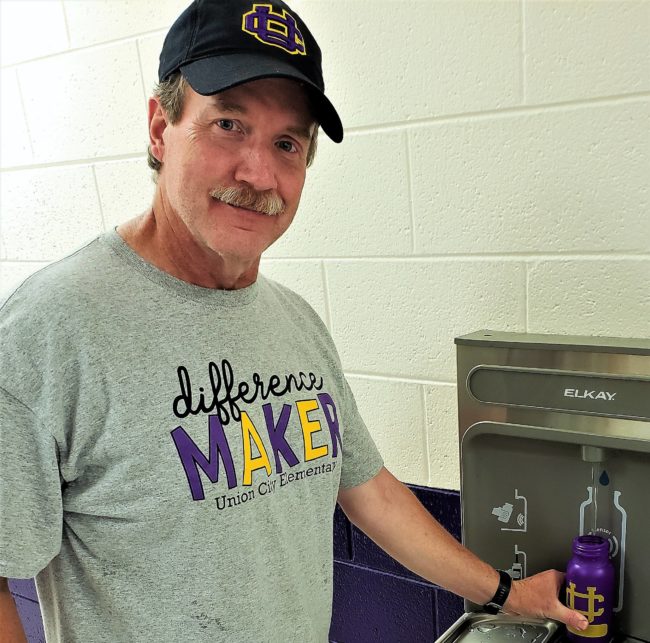 uc-thel-taylor-w-bottle