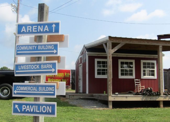 fair-day-1-signpost