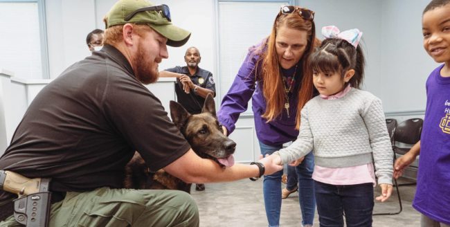 uc-k9-jamie-w-kids