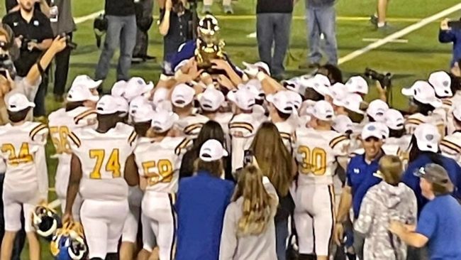 wview-holding-up-trophy-patrick-smith