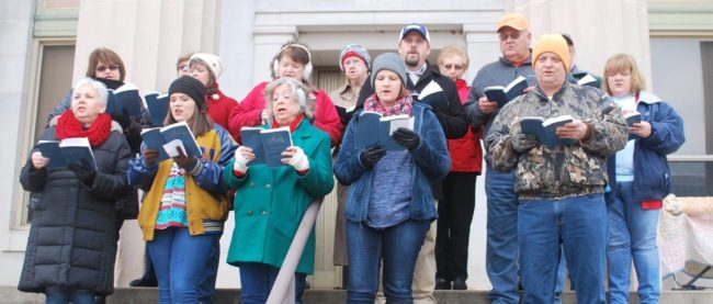 christmas-hunting-carolers