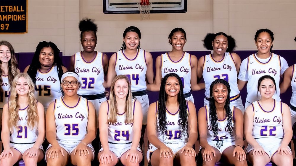 uc-girls-bb-2021-team