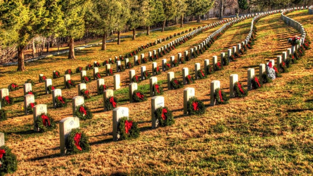 ft-d-wreaths-by-kathy-taylor-2-crop