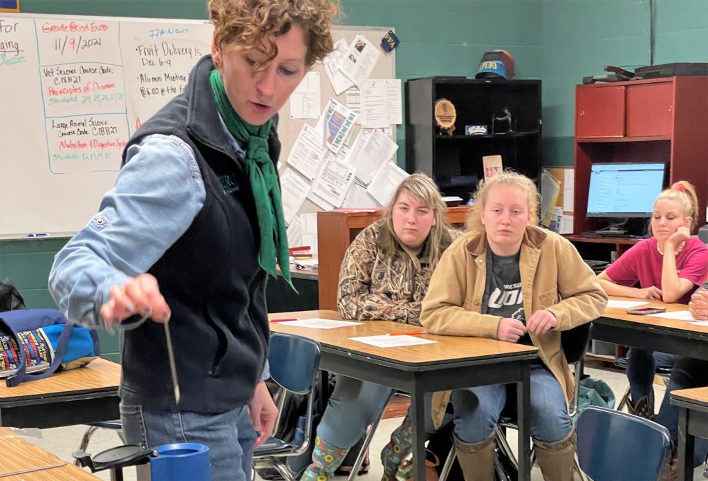 Dresden High Is Certified Pathway For Vet & Animal Science radio NWTN