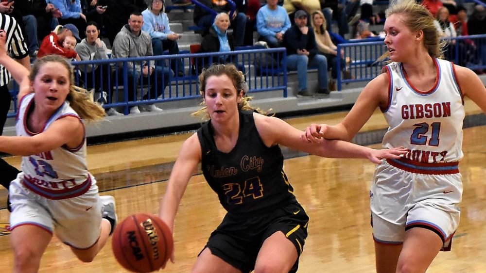uc-girls-vs-gc-tourney-2