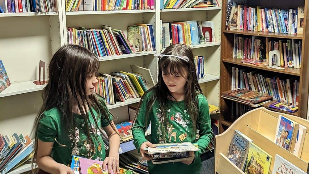 bookstore-sale-2-crop