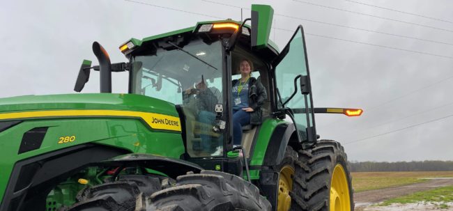 wk-moore-farm-thomas-sims-with-student-emily-kelly