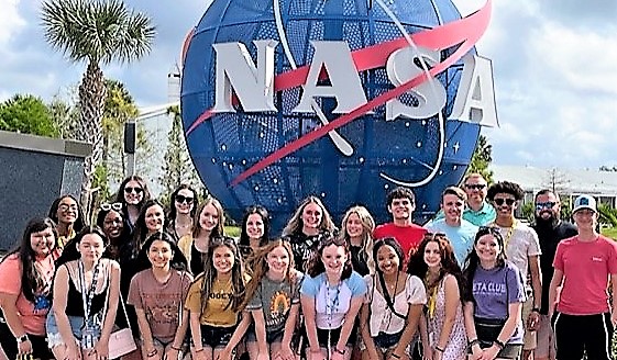 uchs-band-senior-trip-2022