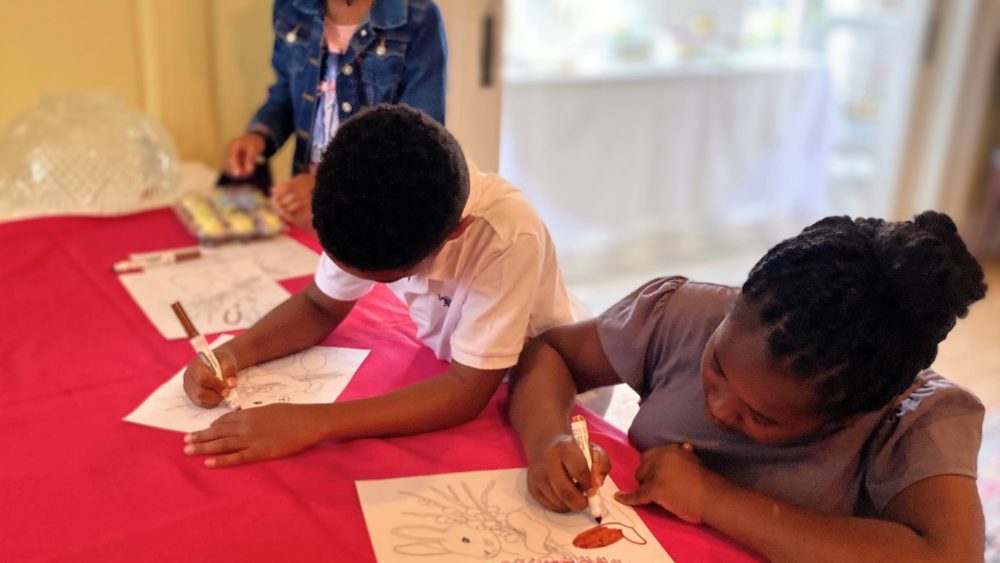 easter-egg-hunt-heritage-coloring-bunnies-1