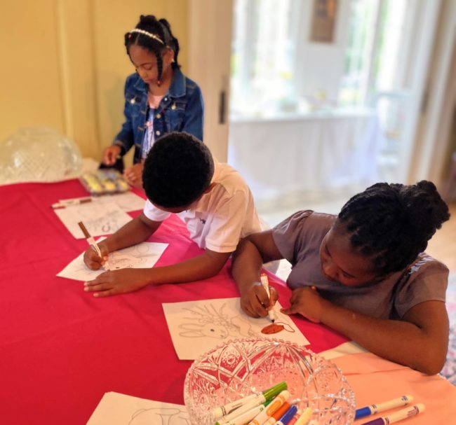 easter-egg-hunt-heritage-coloring-bunnies-1