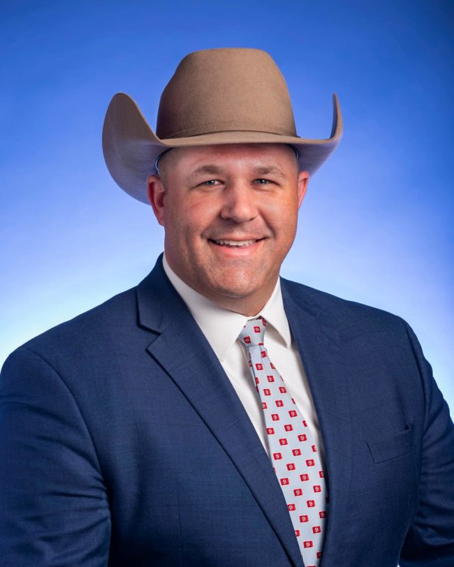 andy-holt-with-stupid-hat