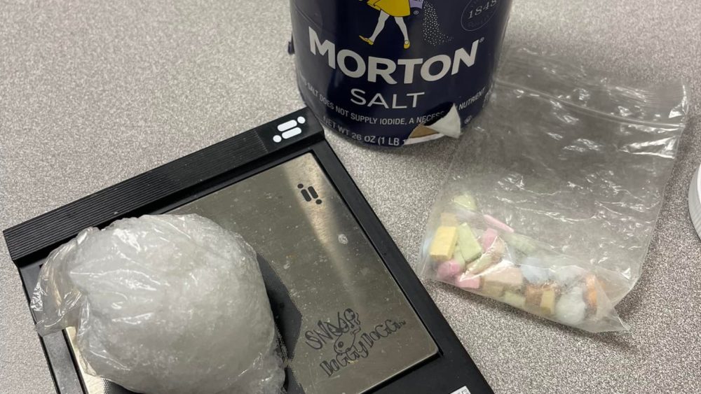 drugs-at-gas-station