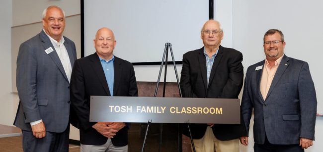 ut-m-tosh-fam
