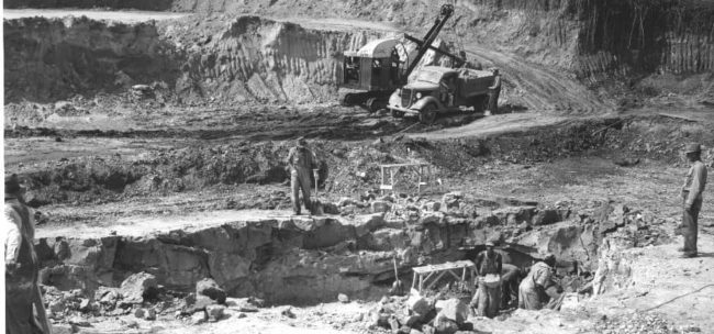 paris-clay-mining-39-2-crop
