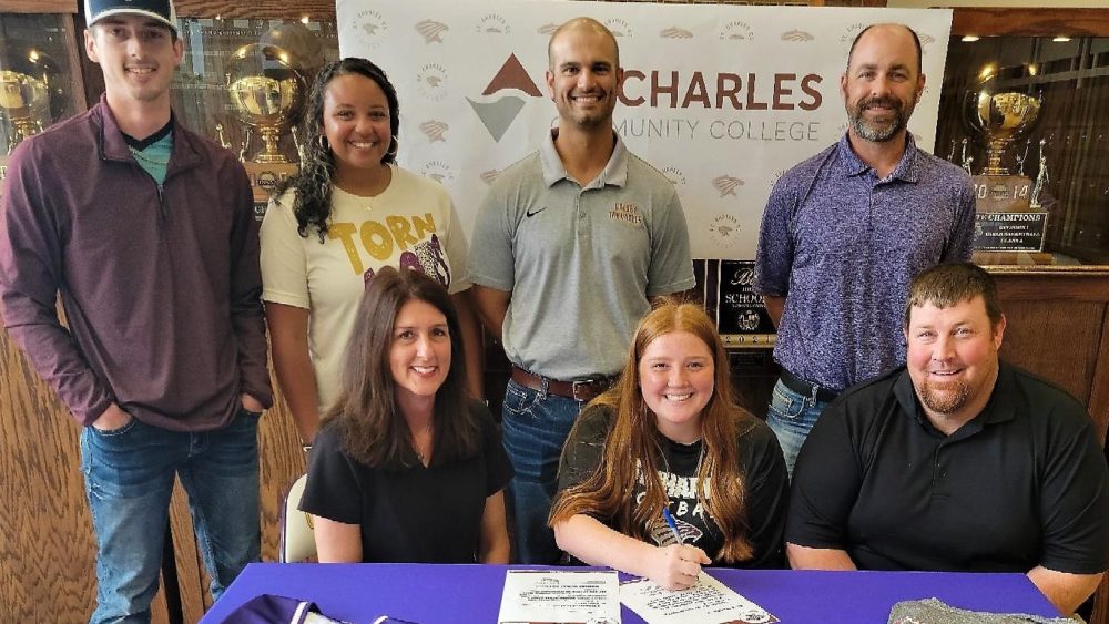 uc-cheatham-signs-with-scc-1