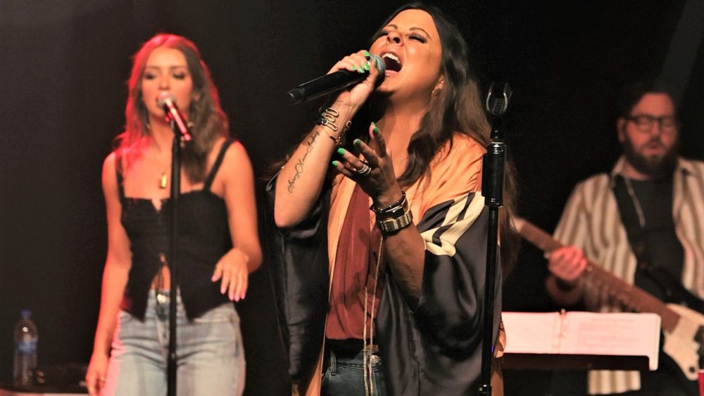 dixie-sara-evans-2-crp
