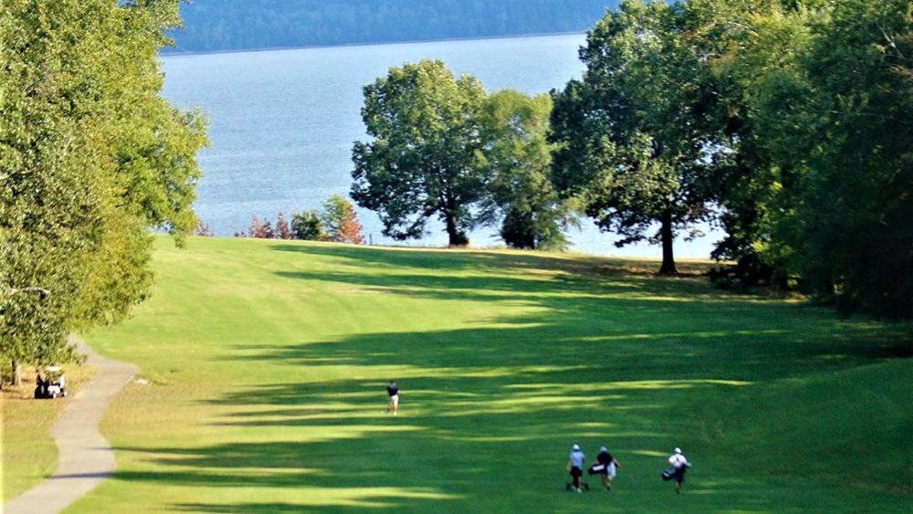 pl-golf-w-lake-2