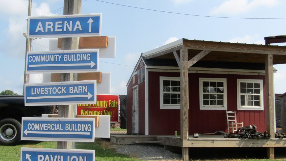 fair-day-1-signpost-2