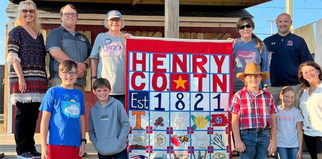 fair-quilt-w-people