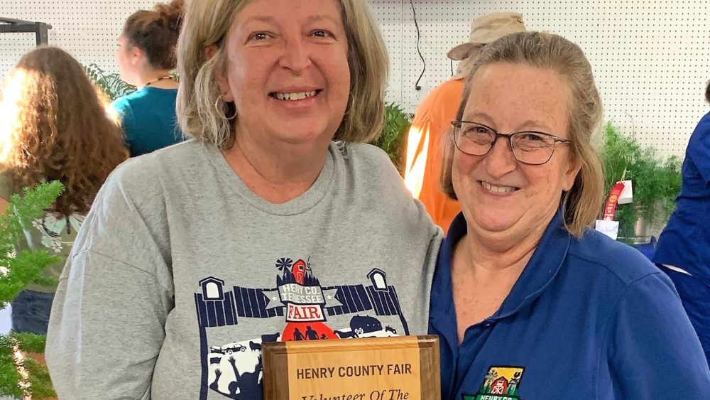 fair-volunteer-jane-sinnema-2-crop